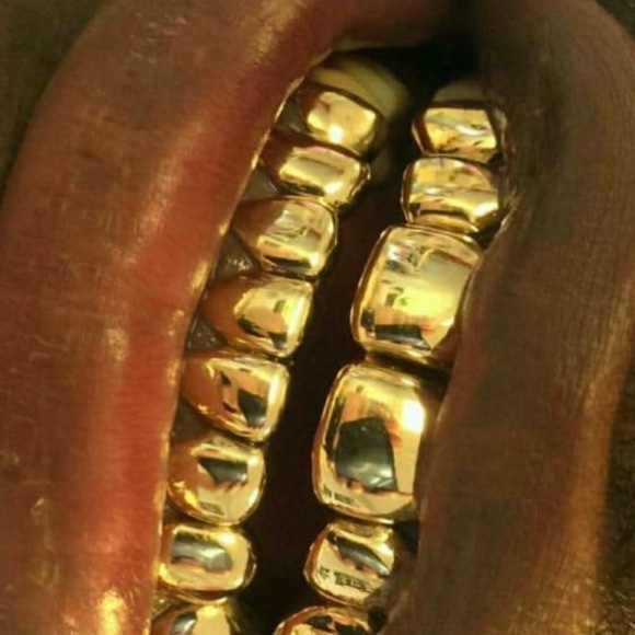 Fuck off - Picture 1 of 1